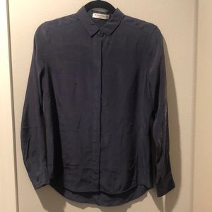Everlane shirt in 100% silk
